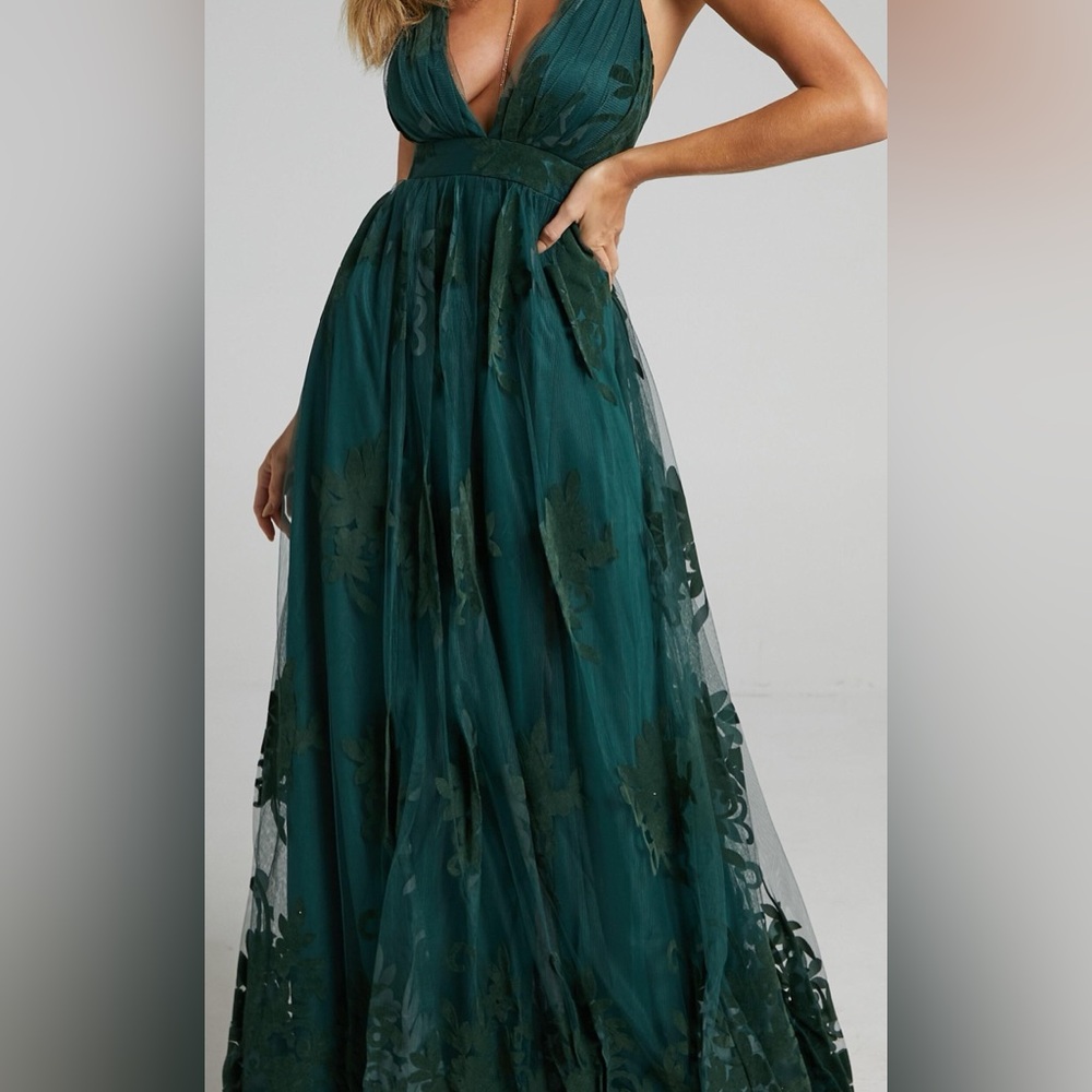 Luxxel Showpo Emerald Green Maxi Dress